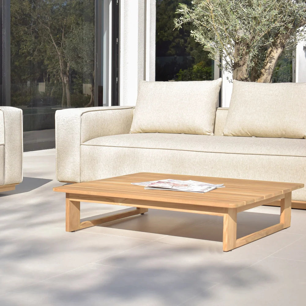 Do I Need a Cover for My Outdoor Furniture in Dubai? (And Which Type Works Best)