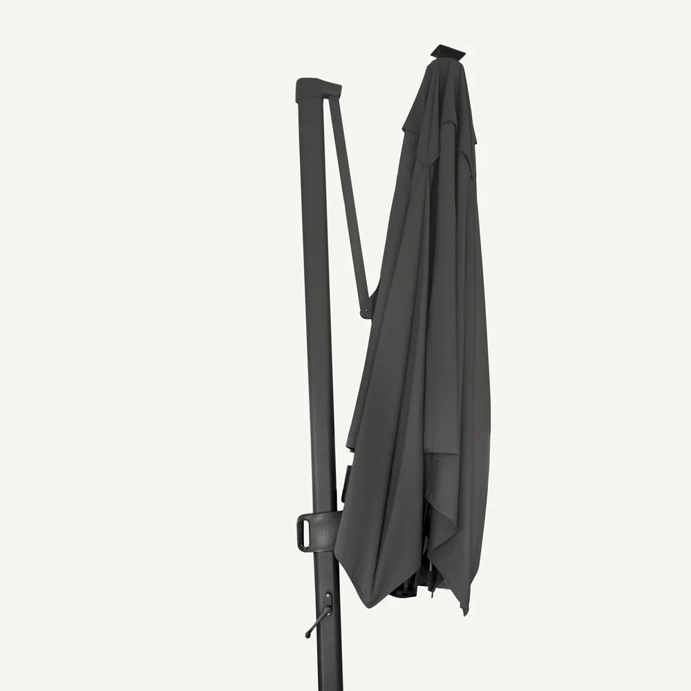 PARASOL - MAZE - 3x3M SQUARE CANTILEVER w/ BATTERY