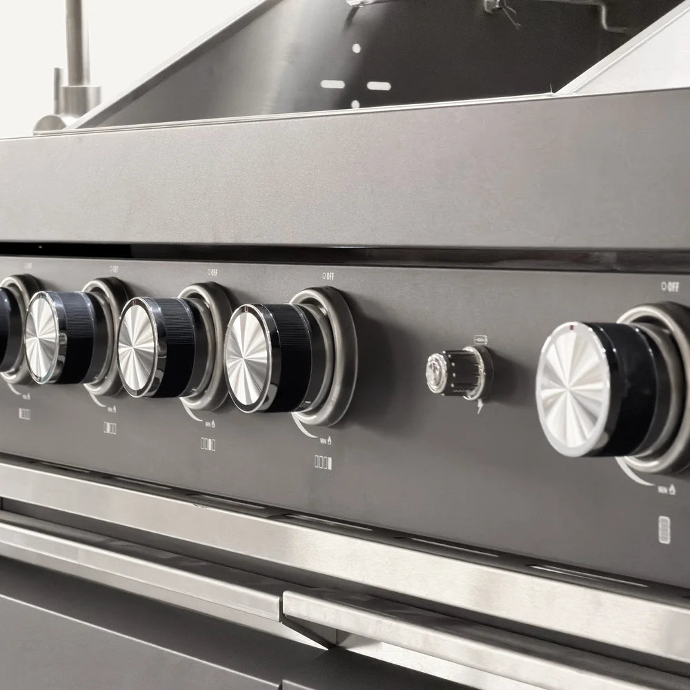 QUEENSLAND OUTDOOR KITCHEN