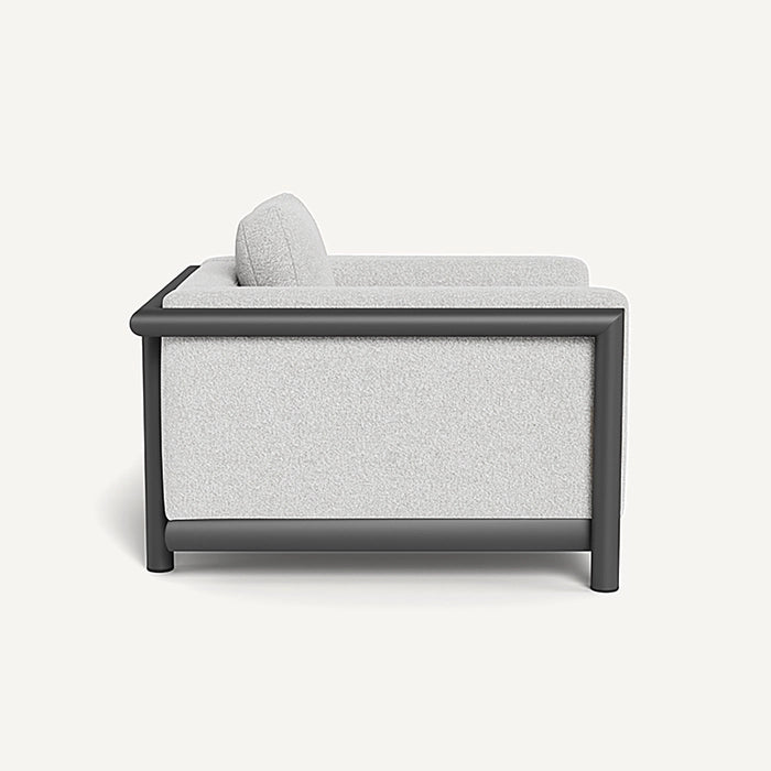 ES VEDRA LOUNGE CHAIR