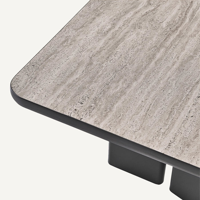 ES VEDRA DINING TABLE