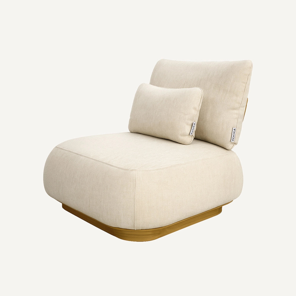 PEBBLE LOUNGE CHAIR