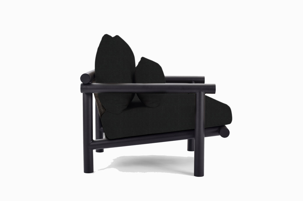 SUMBA LOUNGE CHAIR