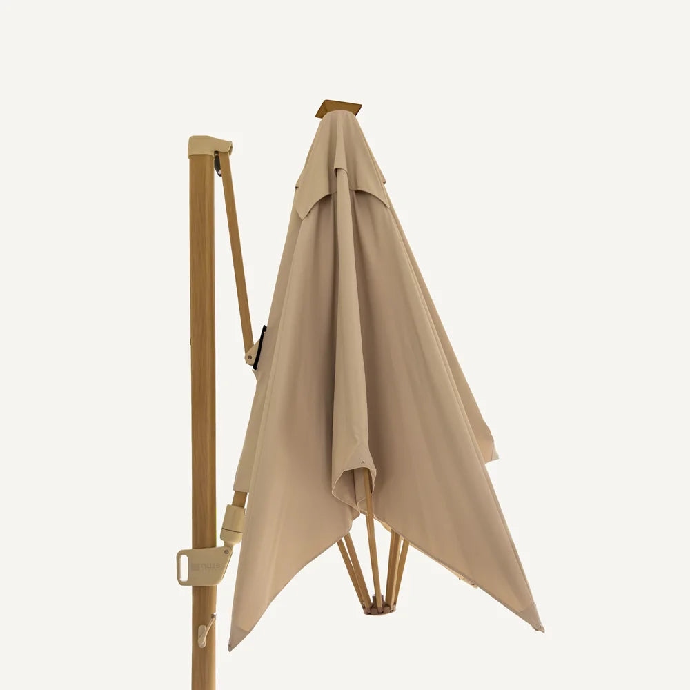 PARASOL - MAZE - 3x3M SQUARE CANTILEVER  w/ BATTERY