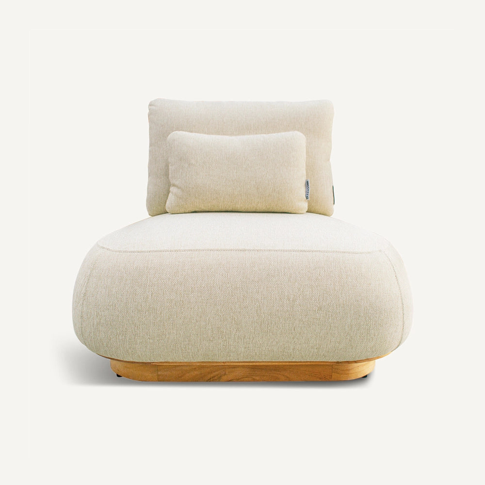 PEBBLE LOUNGE CHAIR